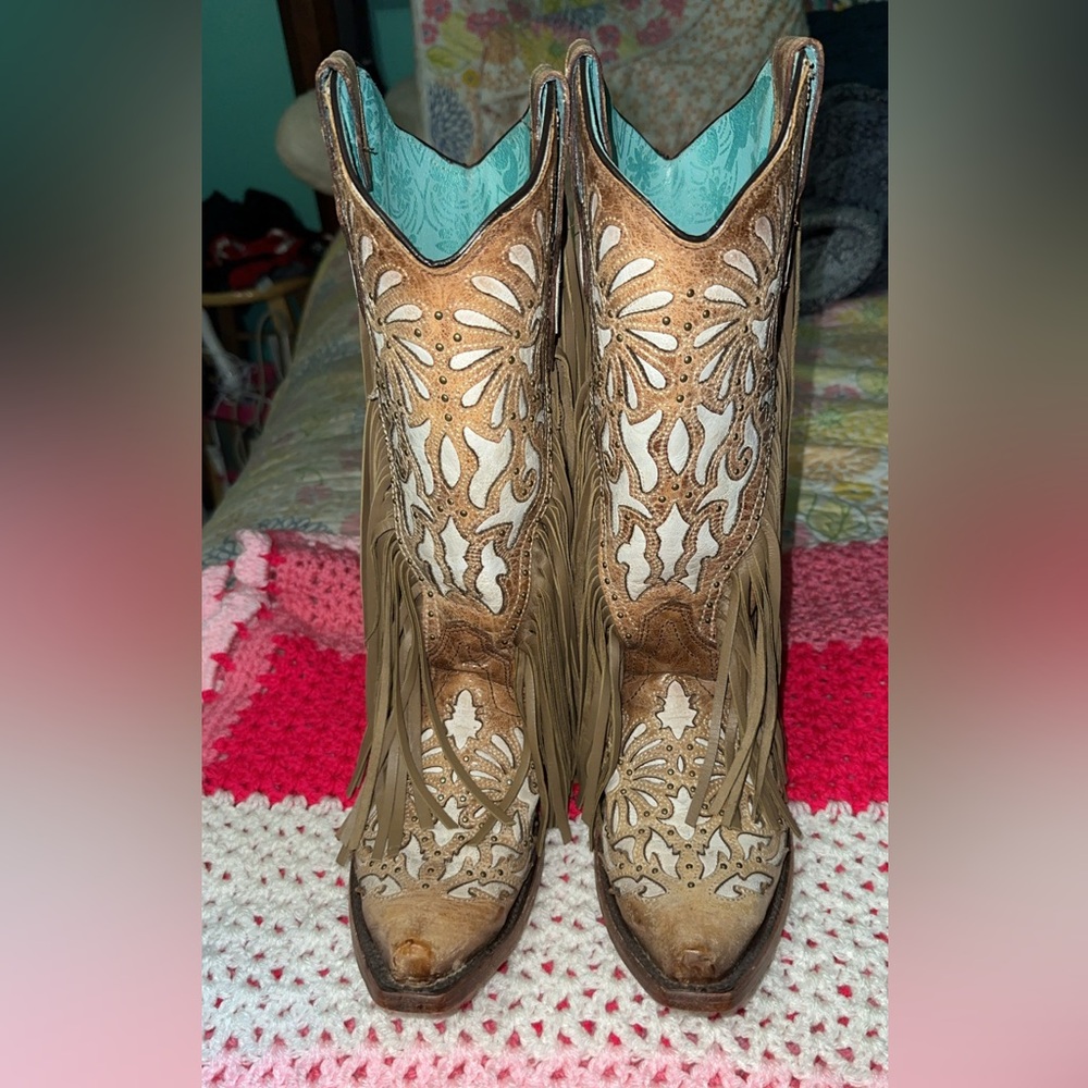 Corral Tan and Cream Heeled Boots with Fringe